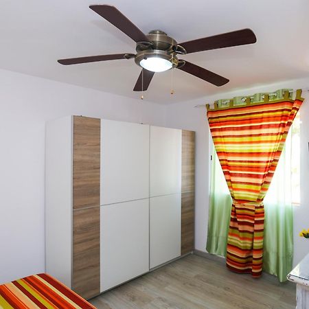 Апартаменти Punta Prima Roma Planet Costa Dorada Ла-Пінеда Екстер'єр фото
